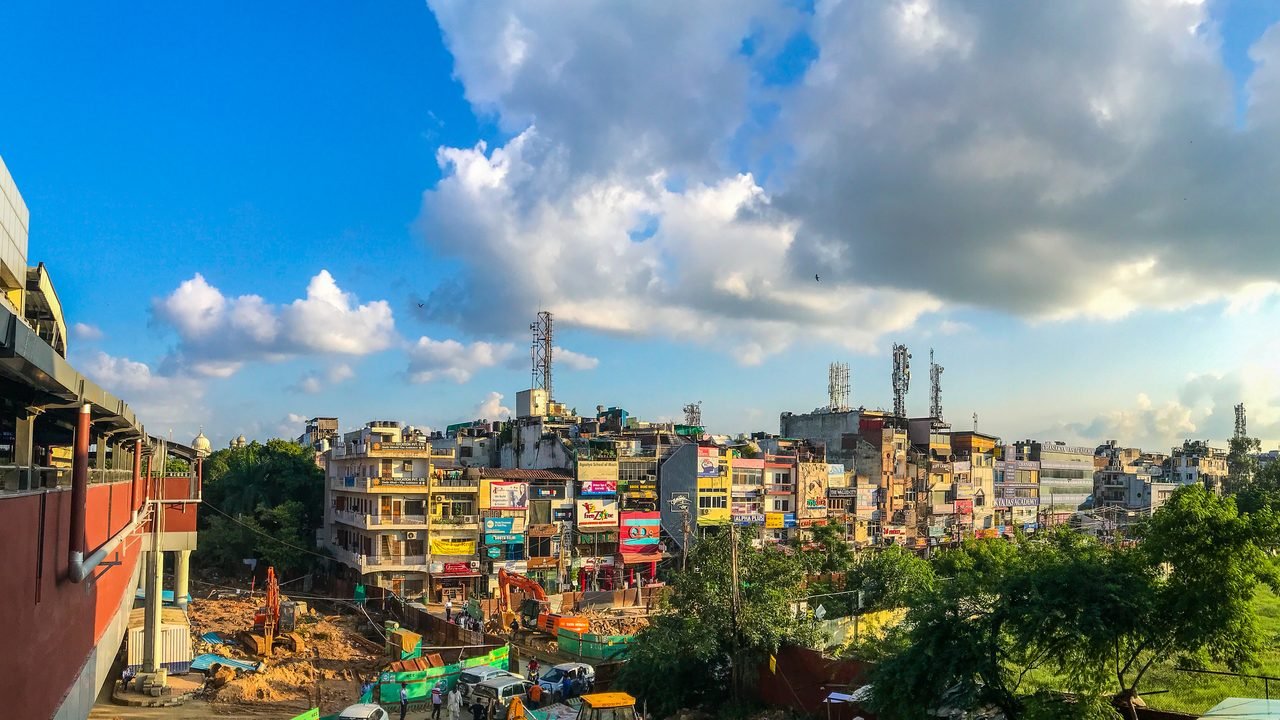 सत्य निकेतन हादसा: छात्रों के 'पीजी' और पुरानी इमारतों की सुरक्षा पर अब टालमटोल नहीं चलेगी सत्य निकेतन हादसा: छात्रों के 'पीजी' और पुरानी इमारतों की सुरक्षा पर अब टालमटोल नहीं चलेगी