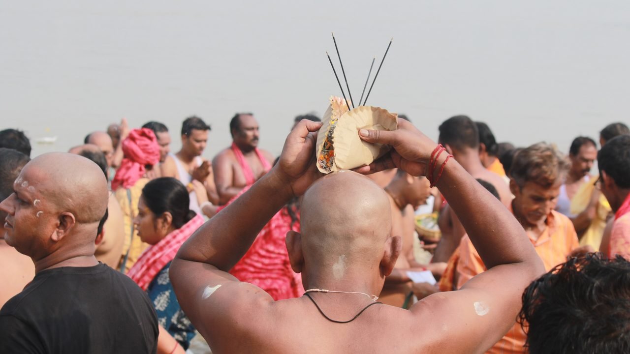 पितृ पक्ष 2026: 26 सितंबर को पूर्णिमा श्राद्ध, 10 अक्टूबर को सर्वपितृ अमावस्या; जानें जरूरी नियम पितृ पक्ष 2026: 26 सितंबर को पूर्णिमा श्राद्ध, 10 अक्टूबर को सर्वपितृ अमावस्या; जानें जरूरी नियम